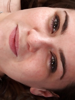 Amelia Public Hairy Pussy