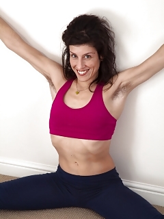 Mademoiselle Louise Son Givs Moms Hairy Pussy Creampie