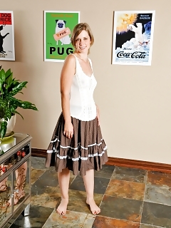 Carmen December Eating And Licking Hairy Pussy Pictures