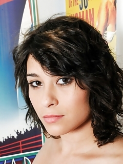 Raven Rockette Open Hairy Pussy Pics