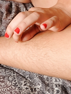 Luci Thin Girls With Hairy