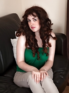 Lily Hairy Teens Fingering