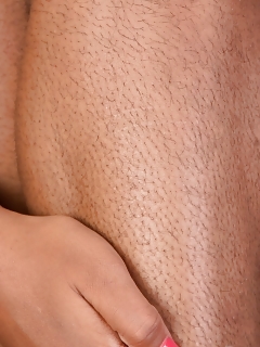 Queen Amateur Very Hairy Pussy