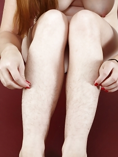 Lara American Hairy Pussy