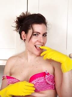 Gloves Hairy Girls
