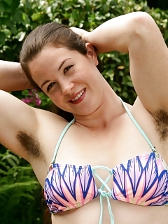 Paulette Amateur Hairy Women