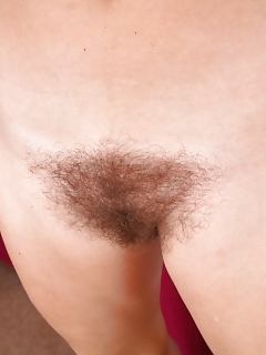 Sofia Very Hairy Pussies