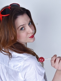 Emma Post Your Hairy Pussy