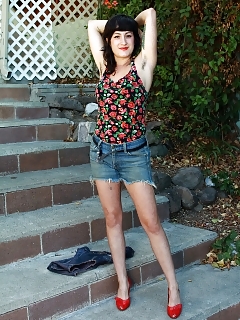 Stacey Hairy Pussy Relative